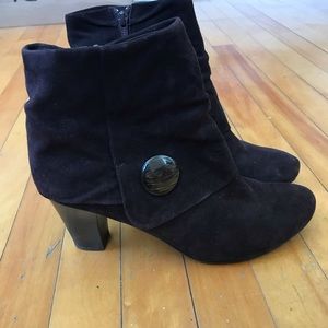 Ditto by Van Eli booties. Brown. Size 9.5/10